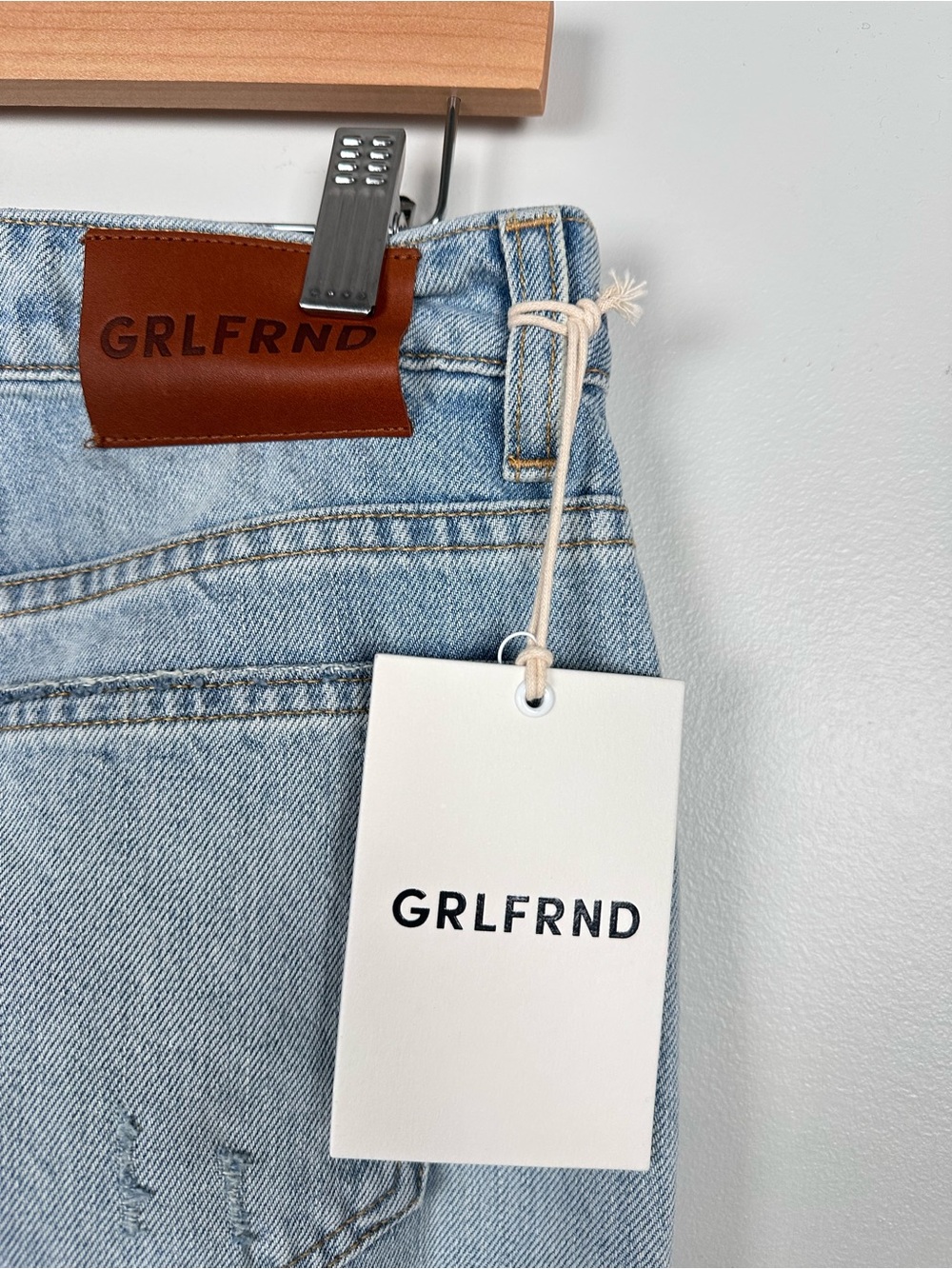 GRLFRND Serena Low Rise Slim Flare Jeans – Ocean Avenue - Picture 5 of 10